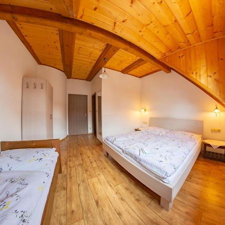 Pension&Restaurant U Koňské dráhy Holkov Velešín Exteriér fotografie